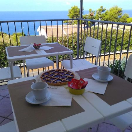 B&B Il Faro Cittadella del Capo Luaran gambar
